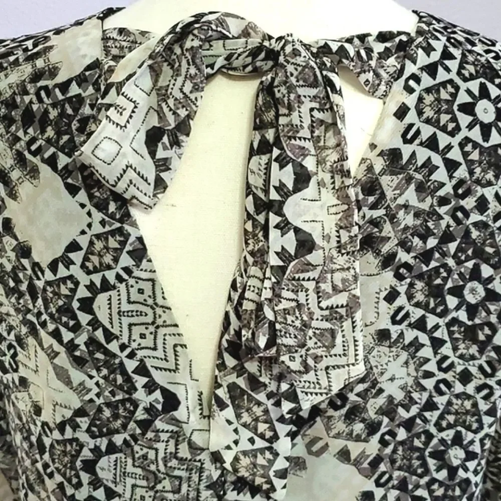 BCBGeneration Black Boho Long Sleeve Back Opening & Bow Shift Mini Dress S